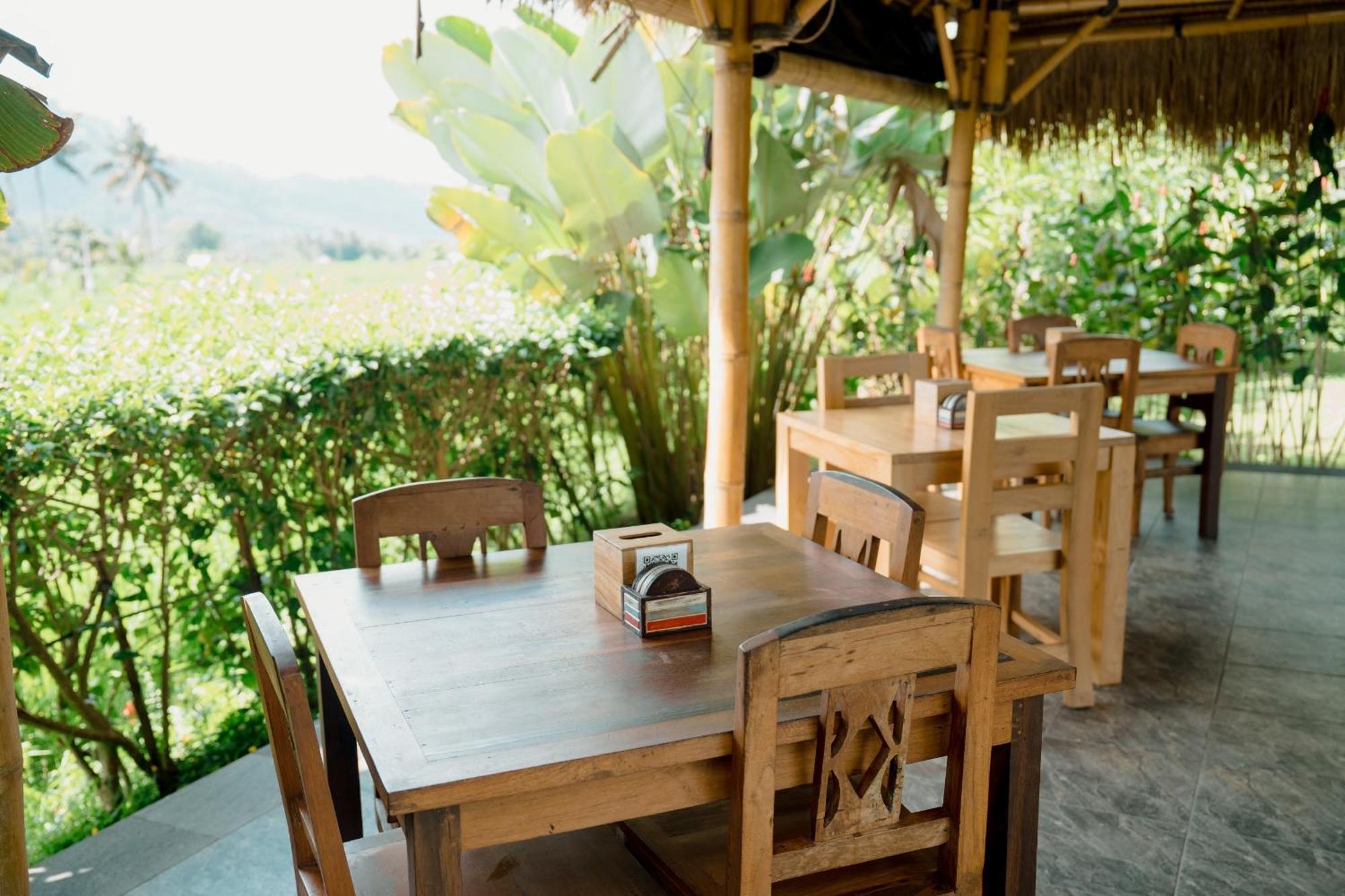 Kubu Sakian Villa And Restaurant Sidemen Silebeng ภายนอก รูปภาพ