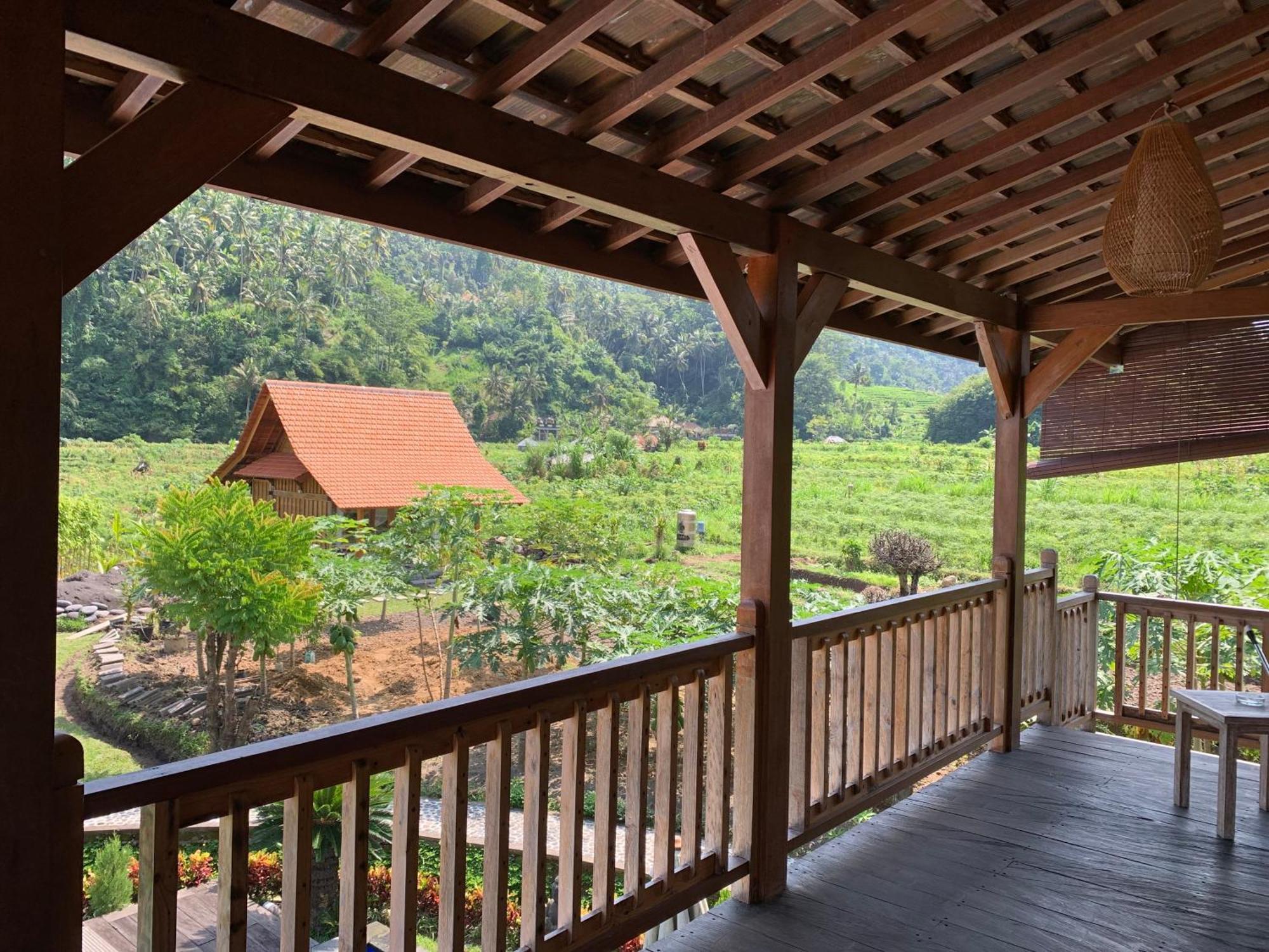 Kubu Sakian Villa And Restaurant Sidemen Silebeng ภายนอก รูปภาพ