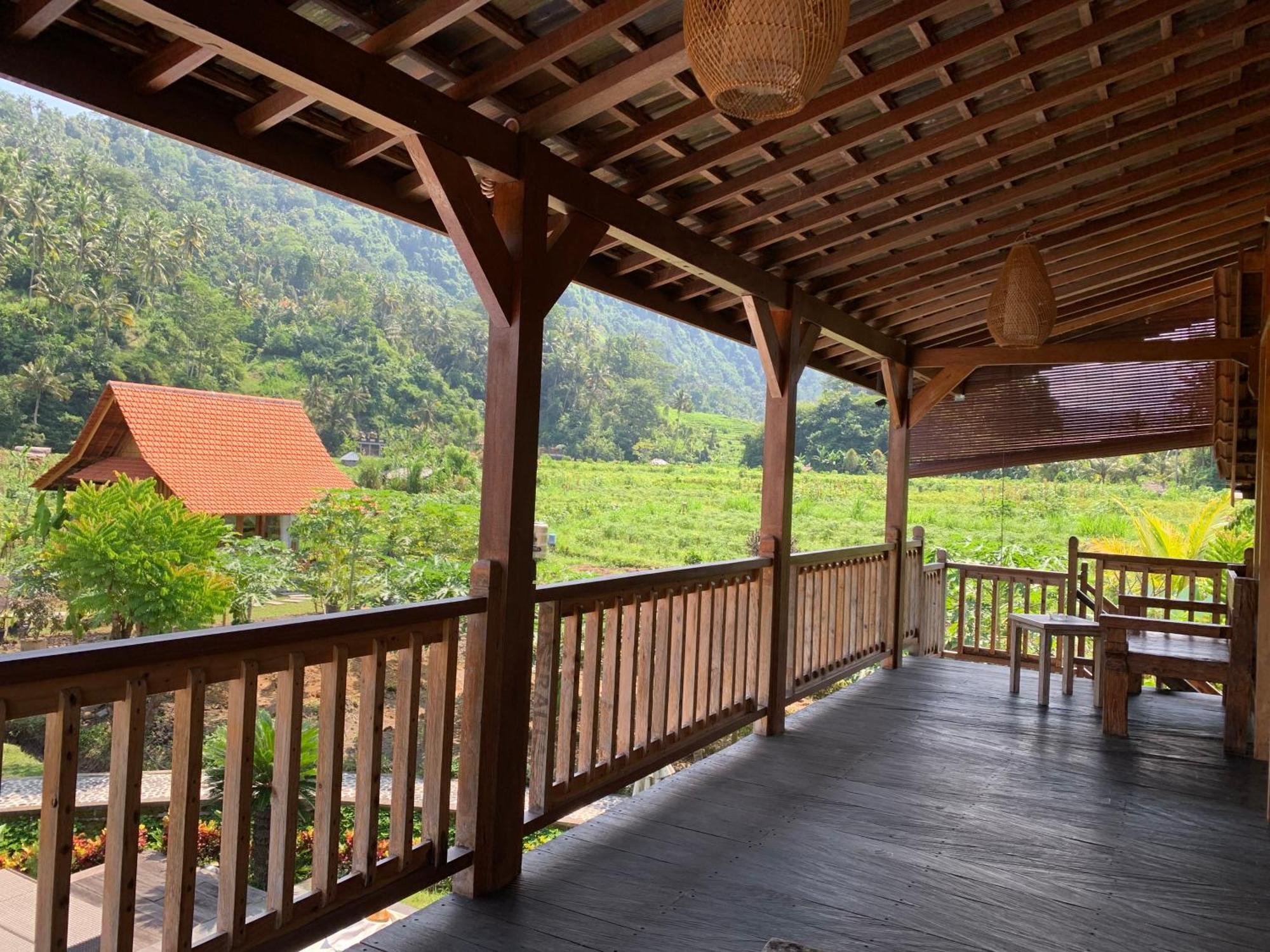 Kubu Sakian Villa And Restaurant Sidemen Silebeng ภายนอก รูปภาพ